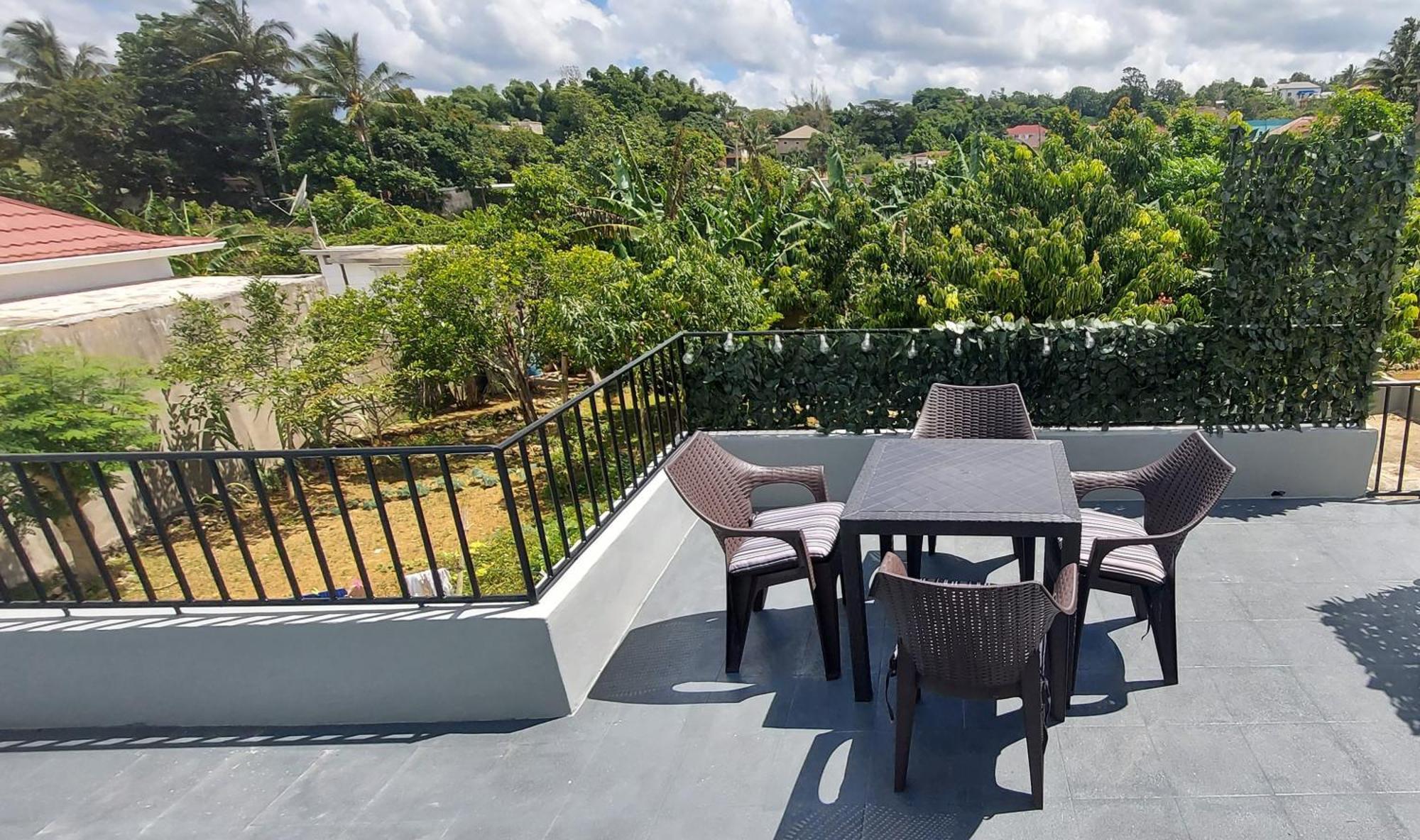 Harriott Heights Apartment Mandeville Exterior foto